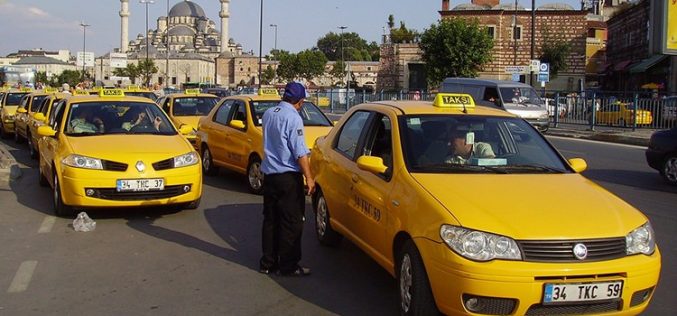 Safety Tips for Taxi Cab Travelers
