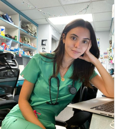 Personalized Healing: Dr. Zachary Lipman’s Approach to Chronic Pain